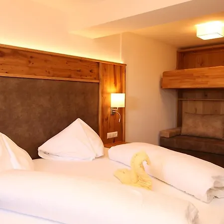 Hotel Aparthotel Das Hochkoenig 3*
